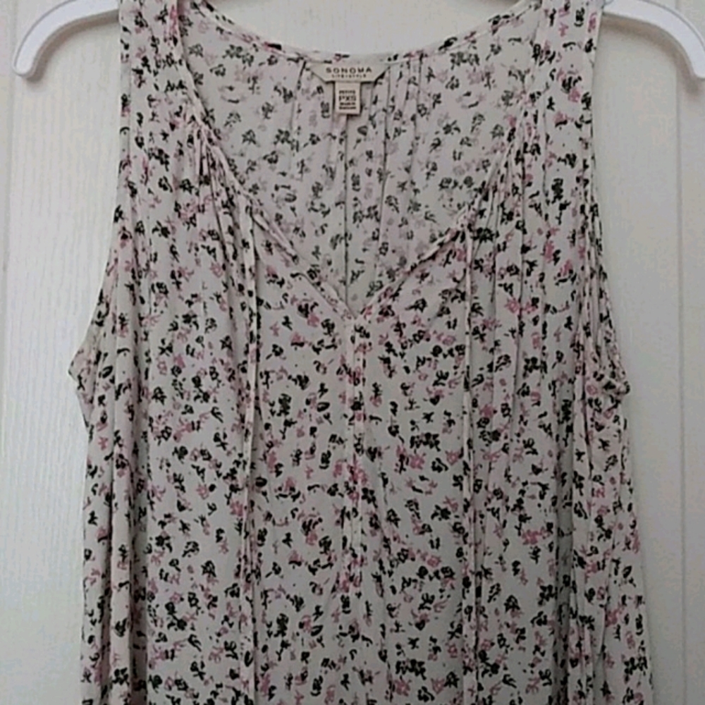 Floral Sleeveless Top